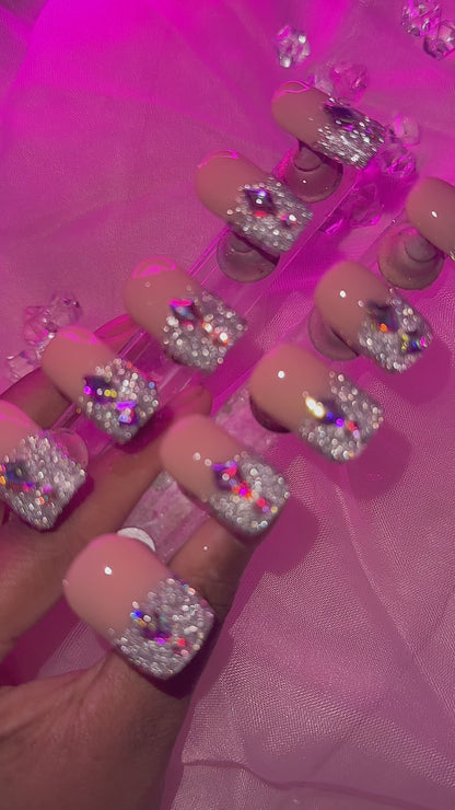 Reflective Luxe Custom Press-On Nails - Sparkling Rhinestone Design